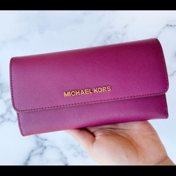 SALE‼️‼️ Michael kors large trifold wallet PINK - Picture 6 of 8